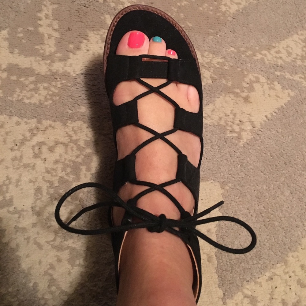 Chinese Laundry lace up sandals